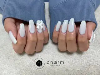 ネイル ネイルルーム チャームのネイルデザイン