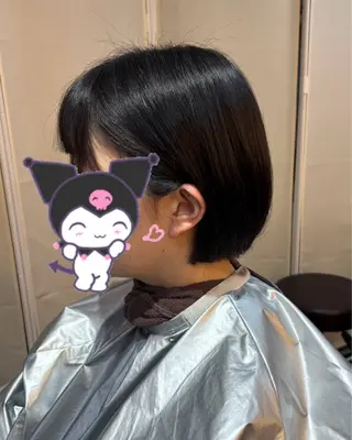ショート カラー yuzuki Agu臼井のヘアスタイル