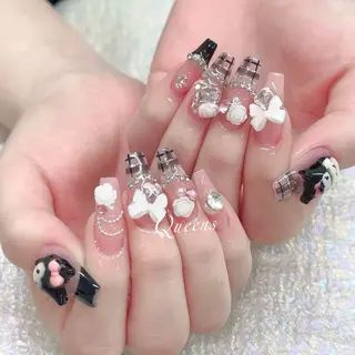 ネイル Queens 榊 まおのネイルデザイン