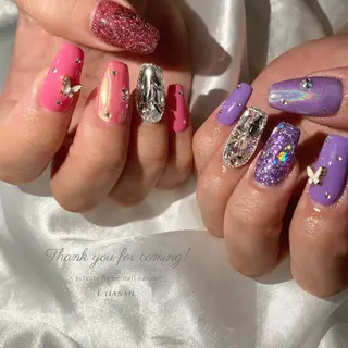 セミロング L'tia nailのネイルデザイン
