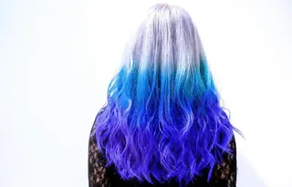 ロング 派手髪 美容師JUNのヘアスタイル