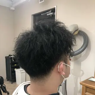 ショート パーマ メンズ 西山 良波のヘアスタイル