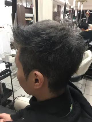 ショート カラー メンズ 店長 小池アキトのヘアスタイル