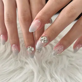 ネイル 透明感ネイル ｜mahiru.のネイルデザイン
