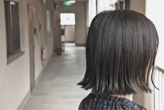 ショート カラー LILIS hair designのヘアスタイル
