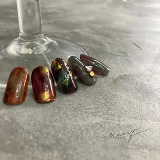 ネイル ネイルアトリエ プラスメリーのネイルデザイン