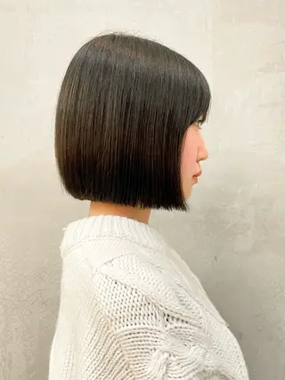 ミディアム 💖ボブ/縮毛矯正 顔周りレイヤー/ユイのヘアスタイル