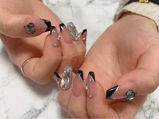 ネイル はな💎ネイル ワンホン、長さ出しのネイルデザイン