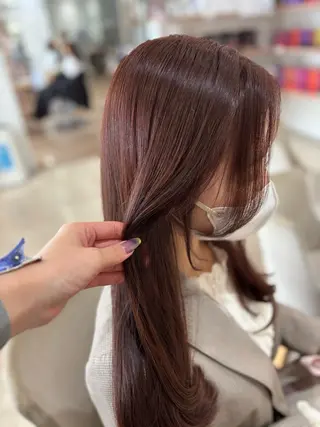 カラー 堀口 鈴花のヘアスタイル