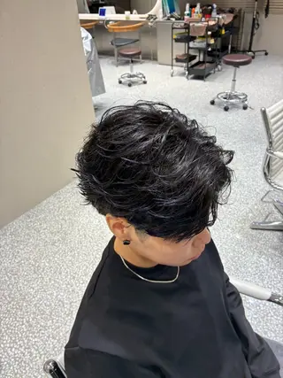 メンズ カラーブリーチ特化 石原勇希のヘアスタイル