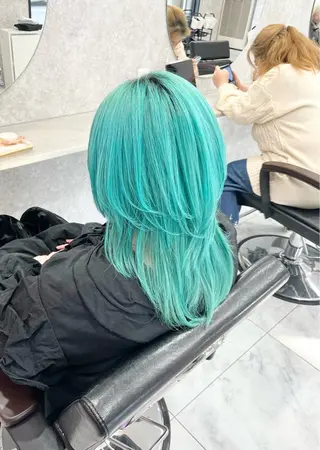 セミロング 🦋ハイトーン🦋 石山 希理🦋のヘアスタイル