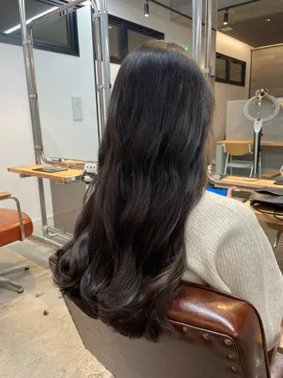 ロング カラー yuika .のヘアスタイル
