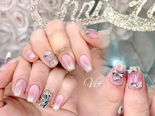 ネイル ✨Nailsalon Vi+✨のネイルデザイン