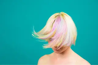 ショート カラー 勝野 麻美のヘアスタイル