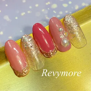 ミディアム ネイル nail salon Revymoreのネイルデザイン