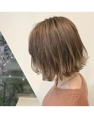 ショート カラー lani ブリーチ /ダブルカラーのヘアスタイル