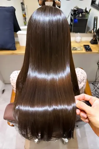 セミロング 【20代ダメージ毛に 髪質改善】のヘアスタイル