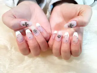 ネイル DI'A ネイルサロンのネイルデザイン
