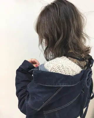 セミロング カラー タナカ タクヤのヘアスタイル