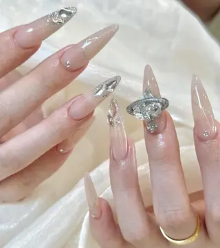 ネイル 🍑 momo_nailのネイルデザイン