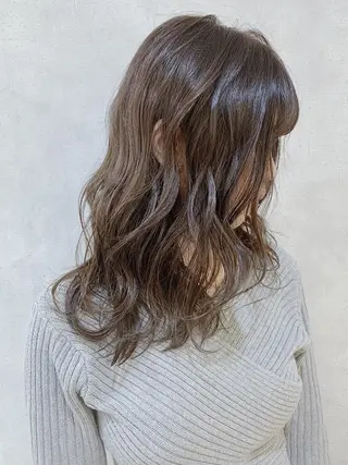 セミロング カラー MOU namba ムウナンバのヘアスタイル