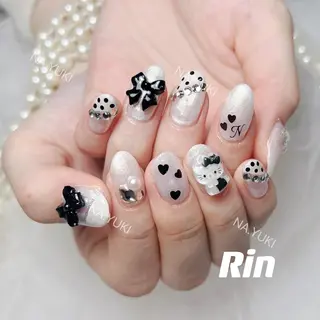 ネイル 🌷 Mooning 🌷のネイルデザイン