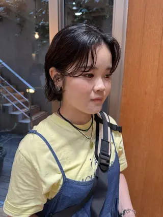ショート カラー パーマ 大橋 芽衣のヘアスタイル