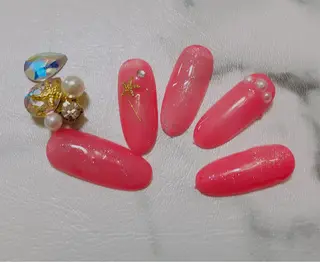 ネイル ネイルサロンエクラ 🫧Shizukaのネイルデザイン