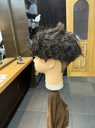 パーマ メンズ 大谷 貴裕のヘアスタイル