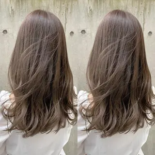 ミディアム カラー レイヤーカット /透明感カラー西田のヘアスタイル