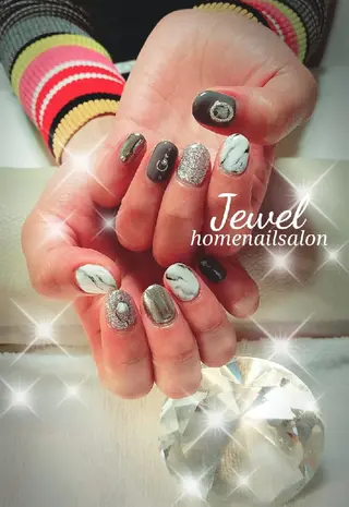 ネイル ＪＥＷＥＬ ＮＡＩＬのネイルデザイン