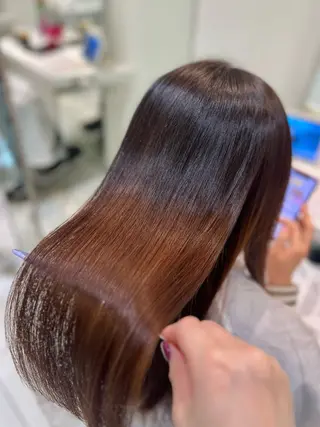 ロング Yuka/Aujua ソムリエ/髪質改善のヘアスタイル