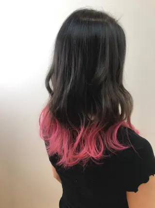 ロング カラー 湯浅 了一のヘアスタイル