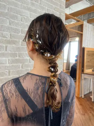ロング ヘアアレンジ Topstylist YUKIのヘアスタイル