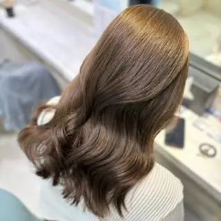 セミロング 💖ダブルカラー/ ケアカラー/レナ💖のヘアスタイル