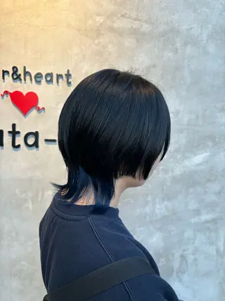 ショート カラー 石川 舞のヘアスタイル