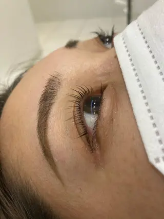 マツエク・マツパ 中山 梨花の眉毛・アイブロウイメージ