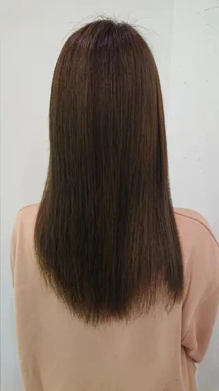 セミロング カラー 山口 彩海のヘアスタイル