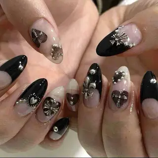 ネイル Iconic Nailのネイルデザイン