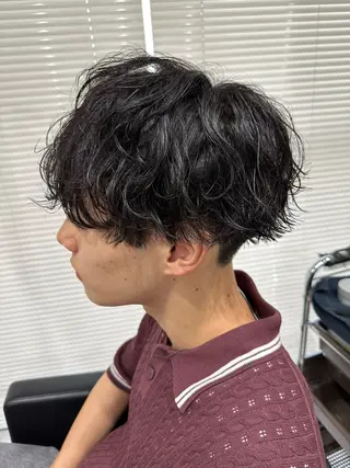 ショート パーマ メンズ ユウ🪄 パーマ指名No1のヘアスタイル