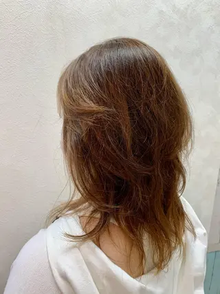 セミロング 加藤 遥花のヘアスタイル