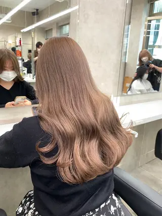 カラー 透明感ベージュ🤎 ナチュラルレイヤーのヘアスタイル