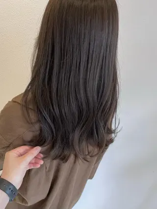 ロング ALLY/廣瀬 眞子のヘアスタイル