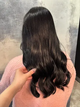 ロング LOARK HAIR 市川笑瑠のヘアスタイル