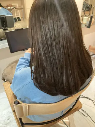 セミロング ✨色持ちの良い艶 カラー✨蟹江真世のヘアスタイル