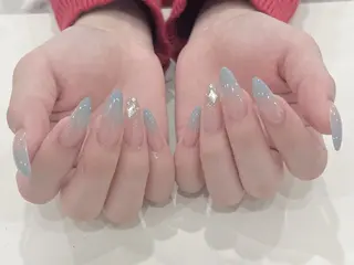 ネイル FLY Nail Salonのネイルデザイン