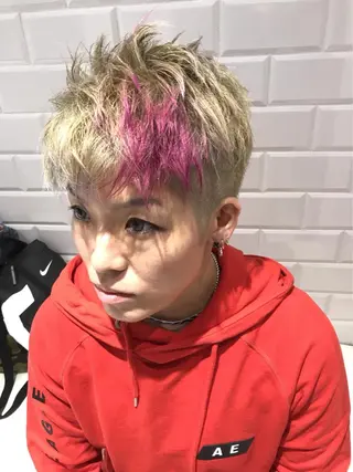 ショート カラー クロスパーマ松永裕久 似合わせカットのヘアスタイル