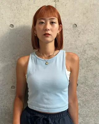ショート カラー レイヤーカット/ 酸性ストレート梅田のヘアスタイル
