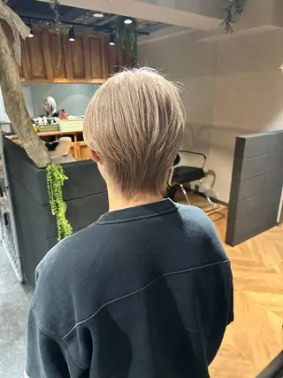 ミディアム カラー レイヤーブリーチ特化 ホワイト専門/岸のヘアスタイル