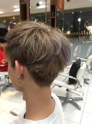 ショート カラー メンズ 白髪ぼかしハイライト 柳川拓哉のヘアスタイル